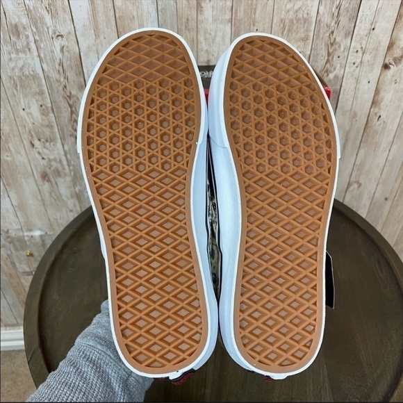 Vans x House of Terror The Shining Classic Slip on Sneaker Size 5 Women - Picture 8 of 12